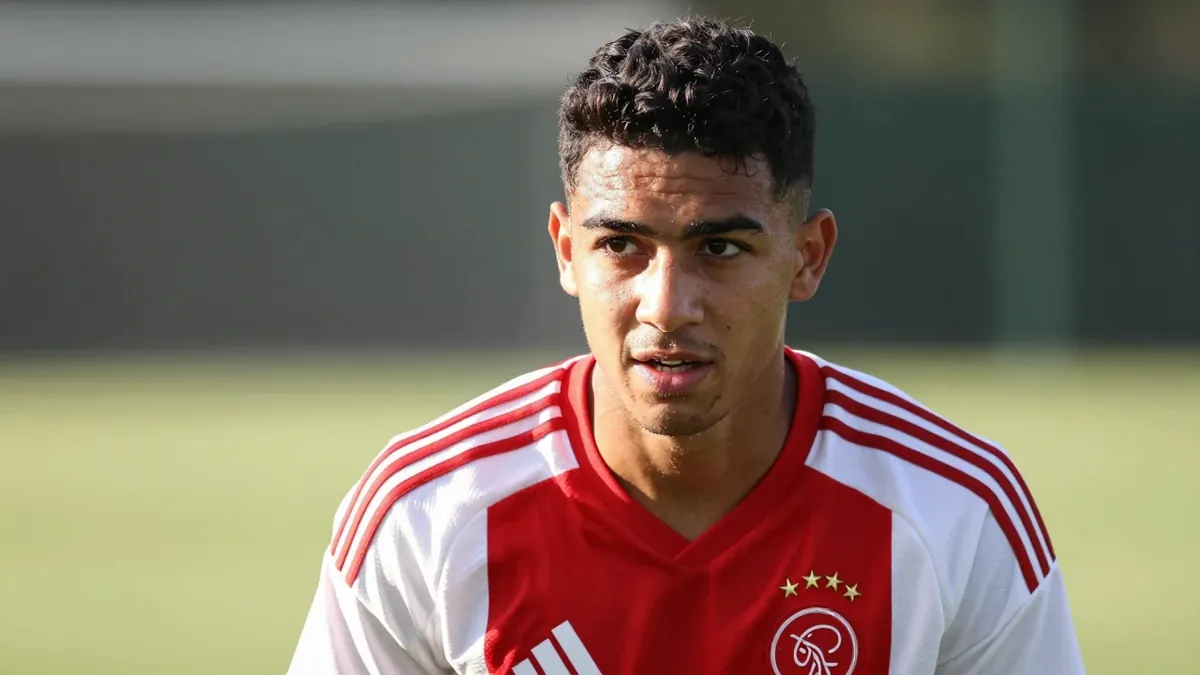 AFC Ajax, opgericht in 1900, is de meest succesvolle Nederlandse club met 34 landstitels en drie Europacup...