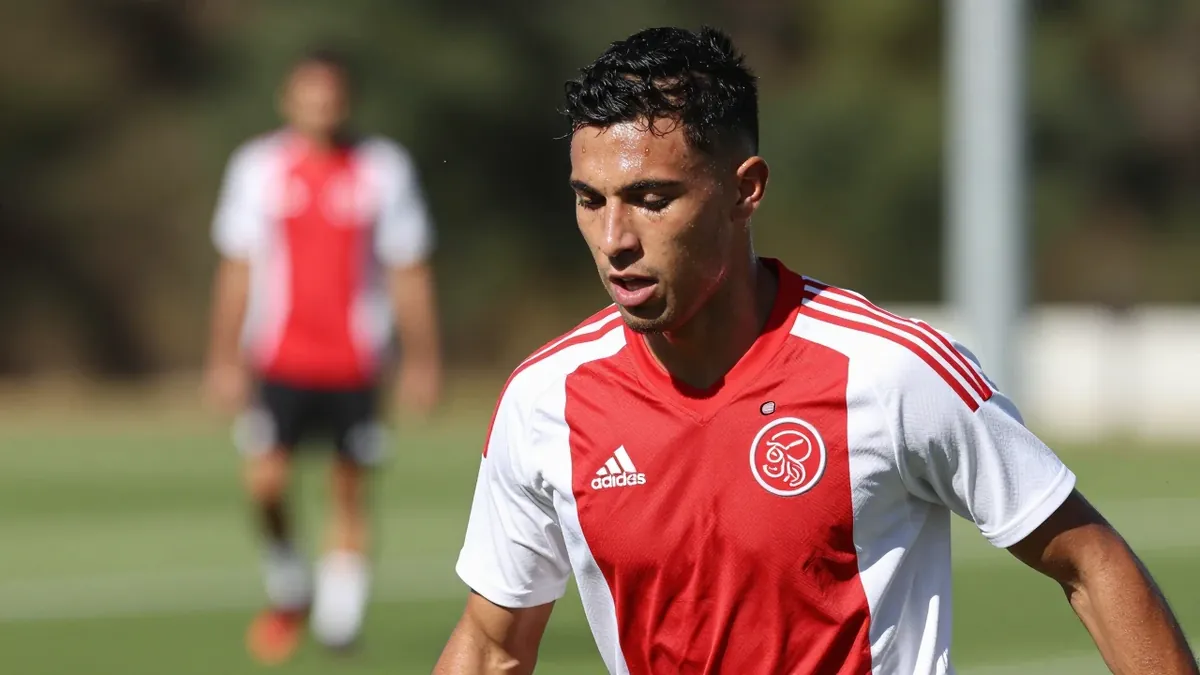 AFC Ajax: Ajax keeps scoring in training matches despite Michel's strict demands, as reported by AD Sport