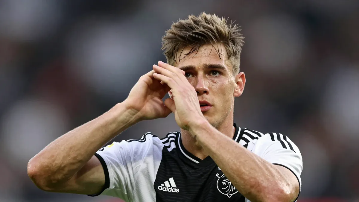 Ajax close to agreement over Tsygankov