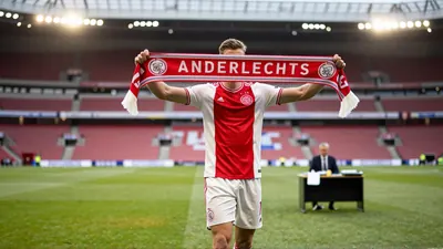 AFC Ajax laat weten dat RSC Anderlecht hun eerste bod op talent Mario Stroeykens heeft afgewezen - wat betekent dit voor...