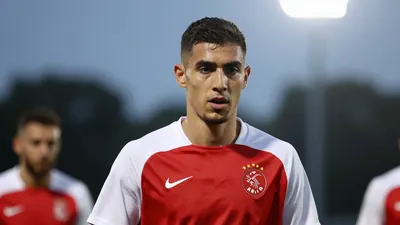 AFC Ajax begint de Conference League-fase op donderdag 10 december 2026 met een uitwedstrijd tegen STVV, meldt Sporza Voetbal