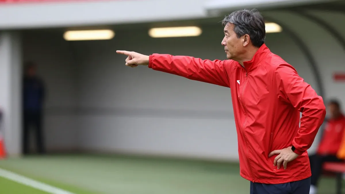 AFC Ajax have sacked Fred Grim and promoted Oscar Garcia to head coach after a 3-1 defeat to FC Groningen dented their...